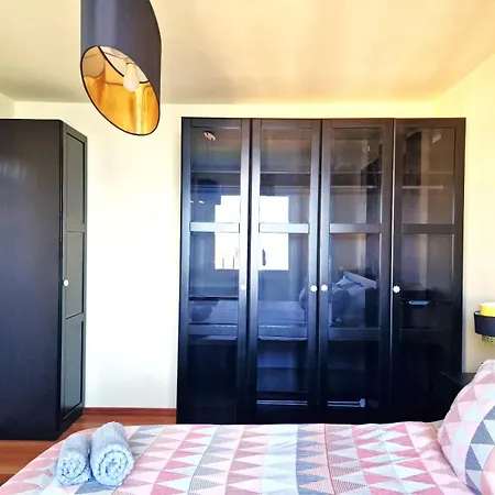 Near With Sea View - Free Parking *